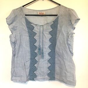 Cape Juby crop striped light sheer shirt